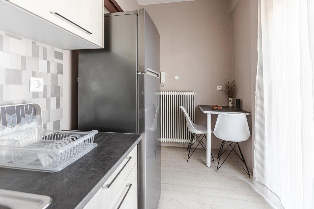 Appartement Cozy Seaside Penthouse With Sea & Mountain View. à Vólos Extérieur photo